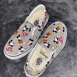 Women’s DisneyXVans Classic Slip On